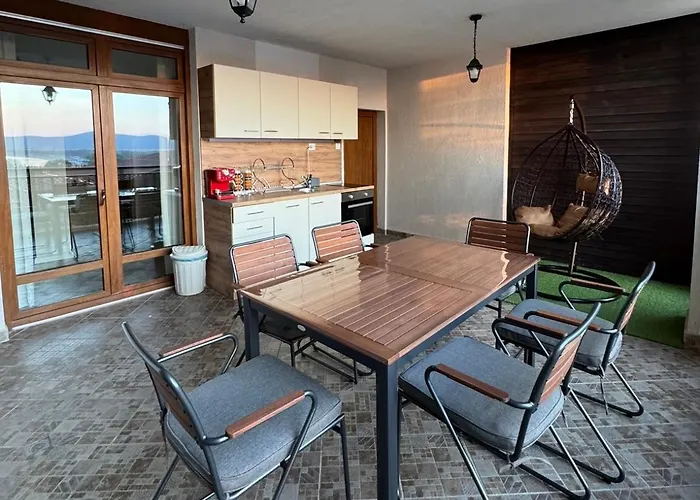 Mynook Santa Marina 2-bedroom