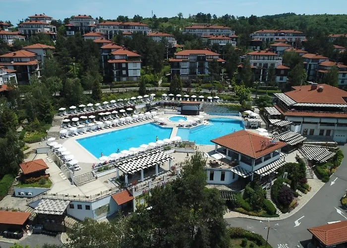 Mynook Santa Marina 2-bedroom Апартамент *