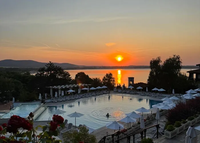 Mynook Santa Marina 2-bedroom Созопол